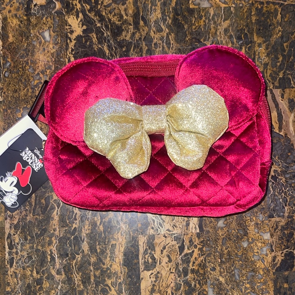 Disney Fanny Pack  Minnie Mouse 🥰